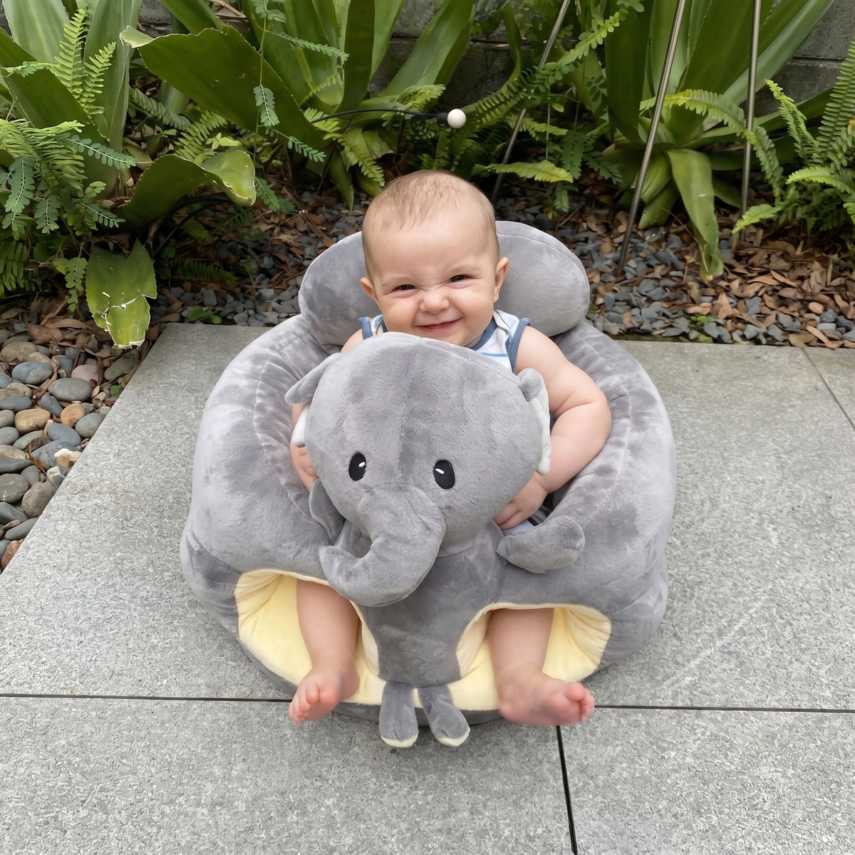Plush Baby Sit-Up Seat with Squeaker Toys – Kidoriko
