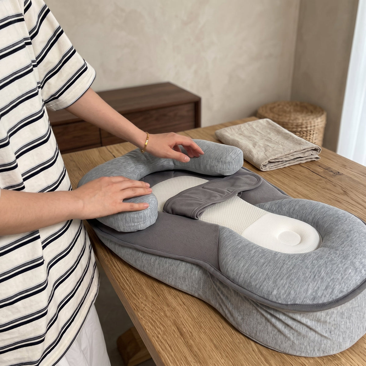Inclined Newborn Lounger with Memory Foam – Kidoriko